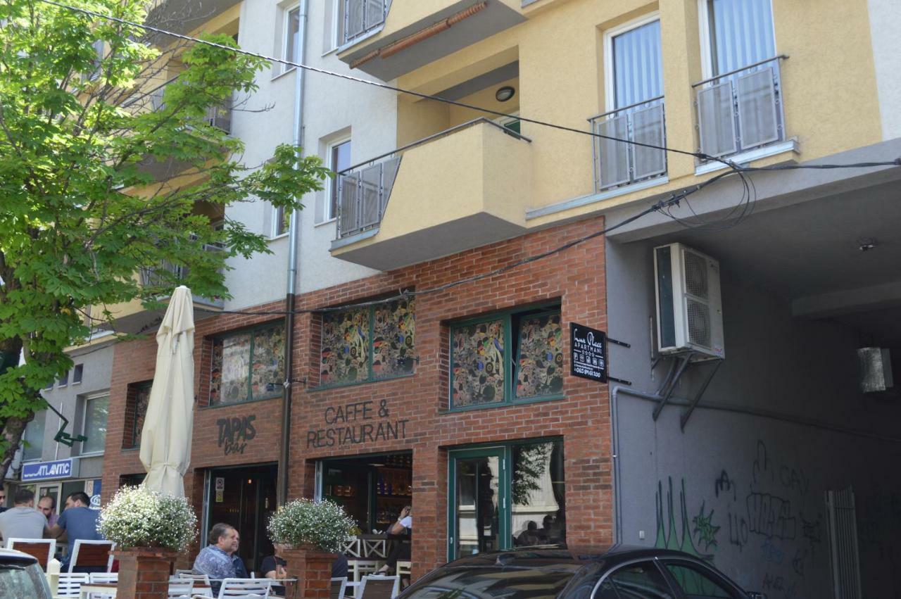 Lux Place Apartments Downtown Крагуевац Экстерьер фото